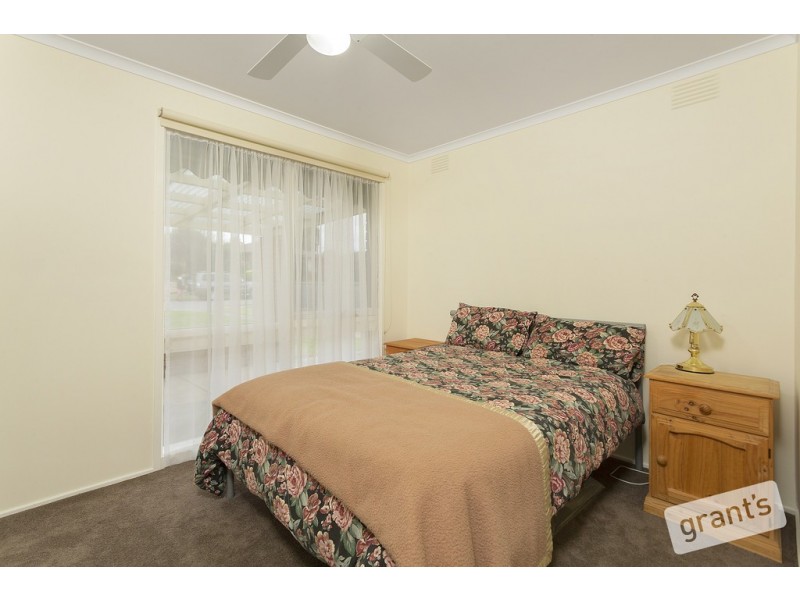 12 Bradley Terrace, Narre Warren VIC 3805