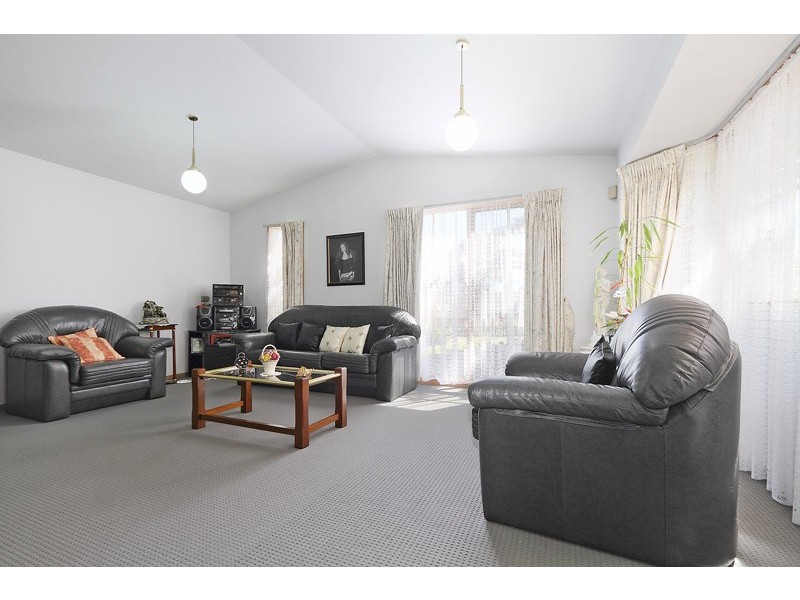 361 Princes Highway, Narre Warren VIC 3805