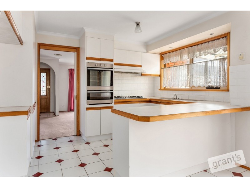 11 Estella Court, Narre Warren VIC 3805