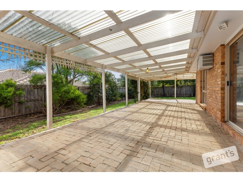 11 Estella Court, Narre Warren VIC 3805