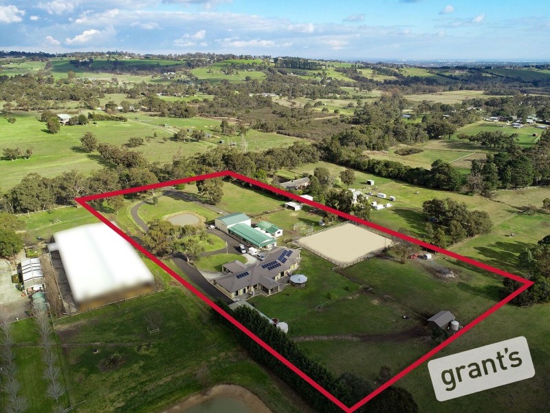 13 Mountain Flat Road, Narre Warren East VIC 3804
