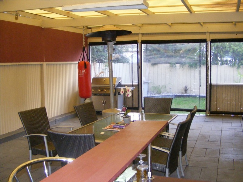 12 Badger Court, Narre Warren VIC 3805