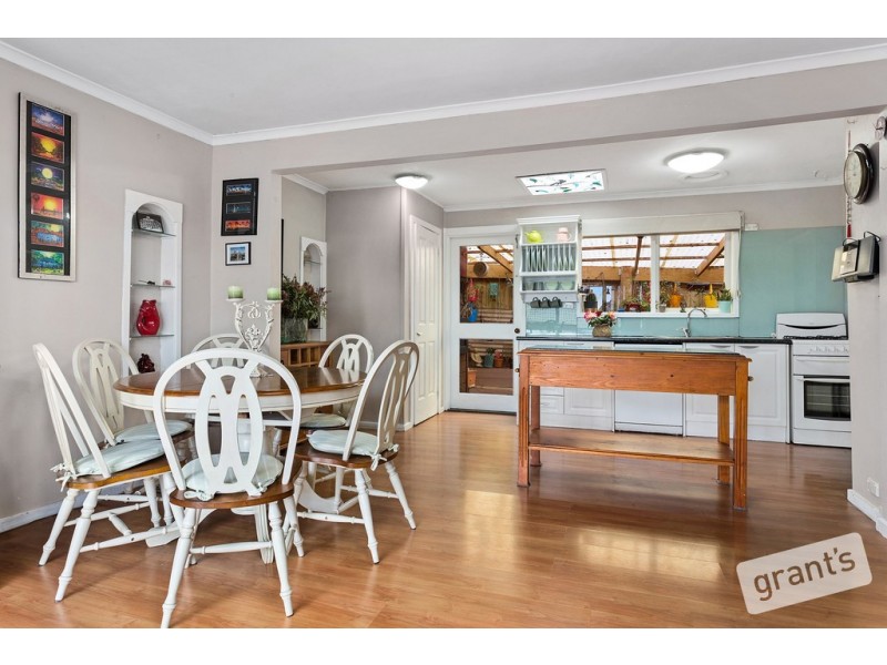 10 Everton Close, Hallam VIC 3803