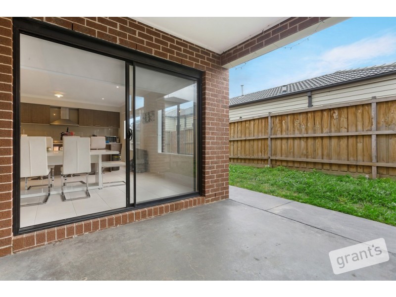 33 Green Gully Road, Clyde VIC 3978