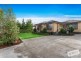 4 Meadow Wood Walk, Narre Warren VIC 3805