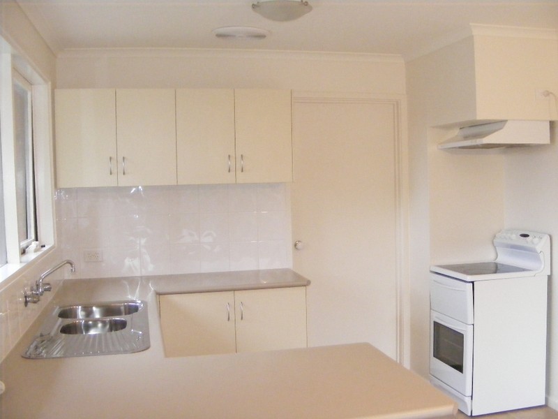 62 Saxonwood Drive, Narre Warren VIC 3805