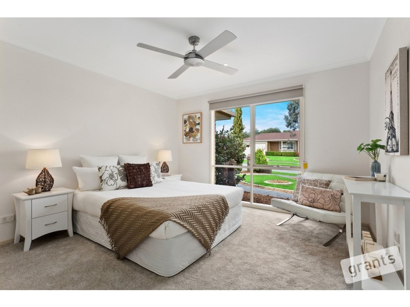 21 Ellenvale Drive, Narre Warren VIC 3805