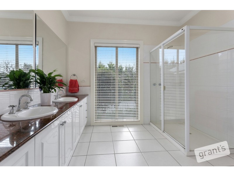 5-6 Maurice Court, Narre Warren North VIC 3804