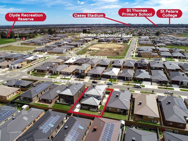 11 Everard Avenue, Clyde North VIC 3978