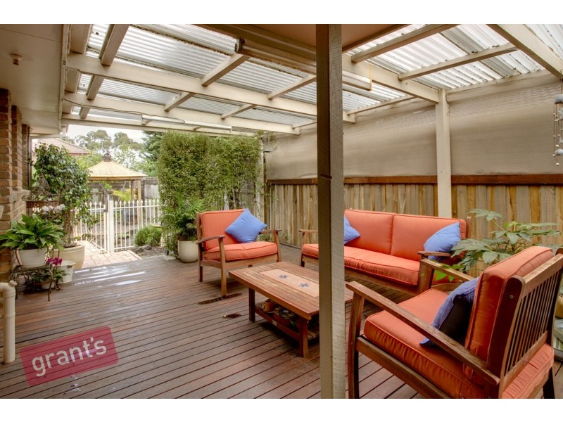 15 Shiraz Crescent, Narre Warren VIC 3805