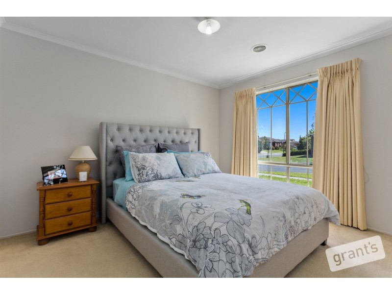 34 Grand Arch Way, Berwick VIC 3806