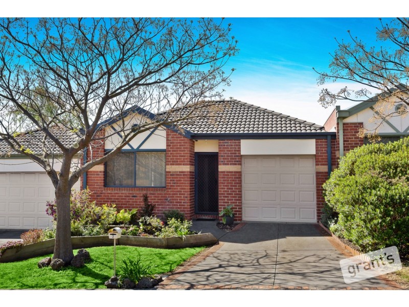 2 Manhattan Mews, Narre Warren VIC 3805