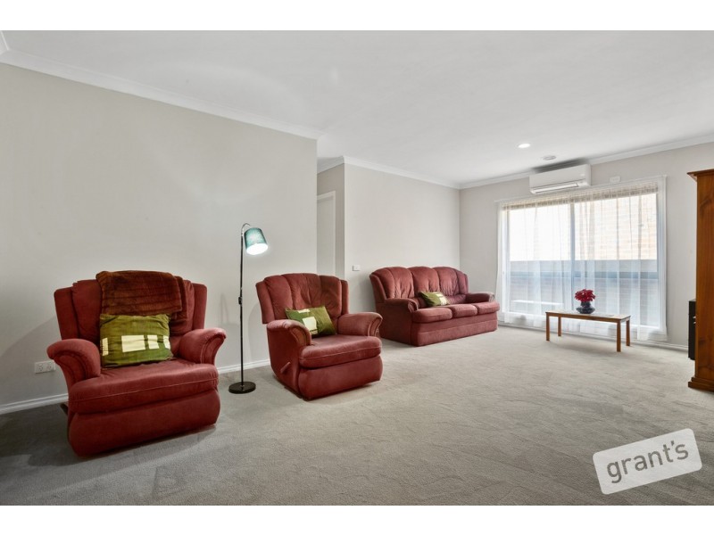 2 Manhattan Mews, Narre Warren VIC 3805