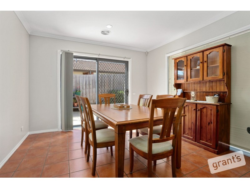 2 Manhattan Mews, Narre Warren VIC 3805