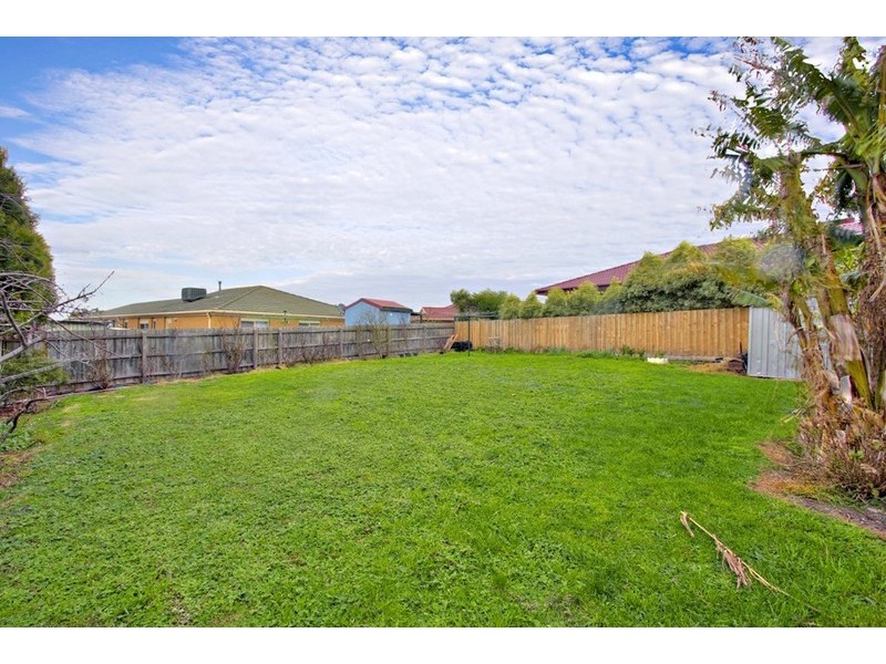 5 Anthony Court, Hallam VIC 3803