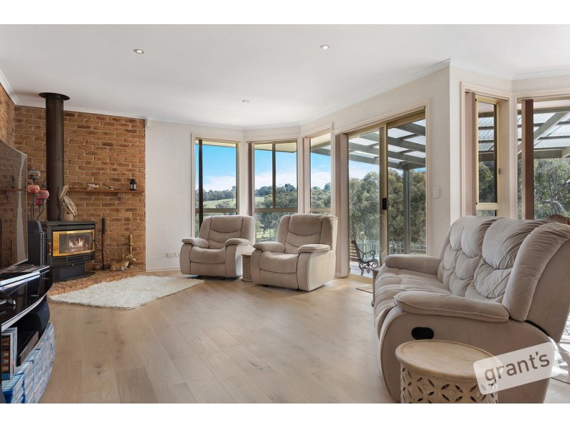 215A Belgrave-Hallam Road, Belgrave South VIC 3160
