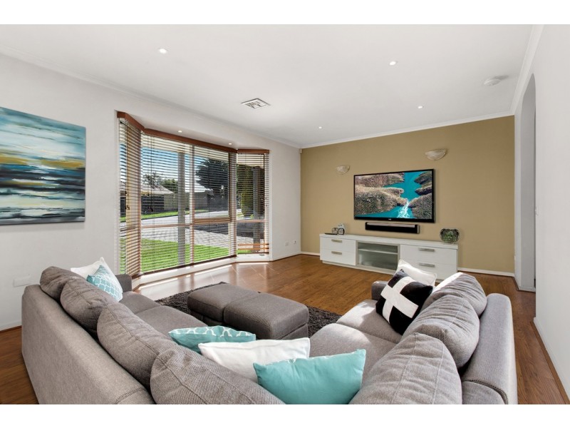 39 Gordonia Crescent, Narre Warren VIC 3805