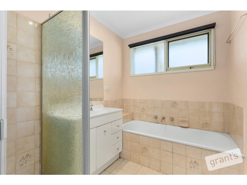 39 Gordonia Crescent, Narre Warren VIC 3805