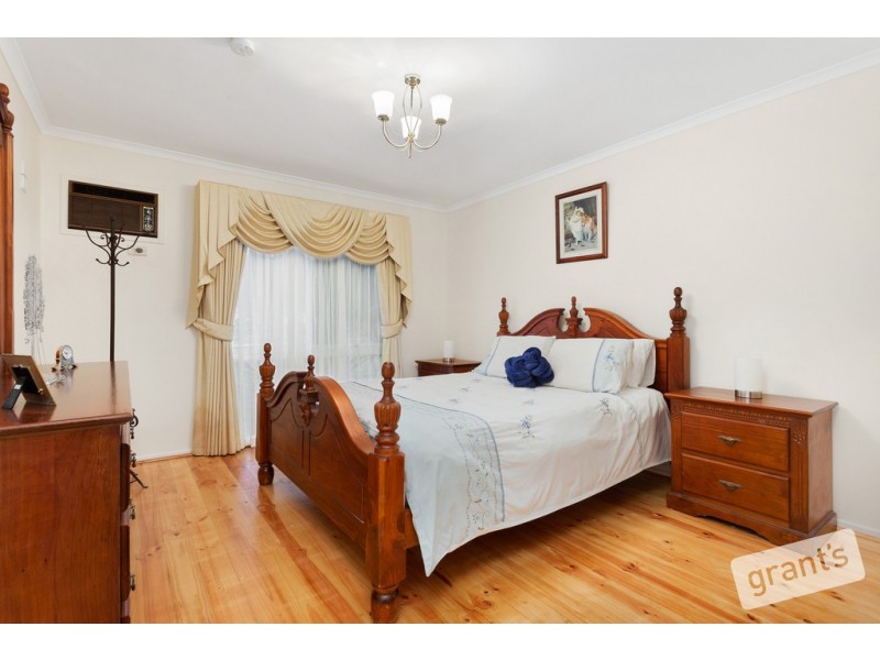 4 Sue Court, Hampton Park VIC 3976