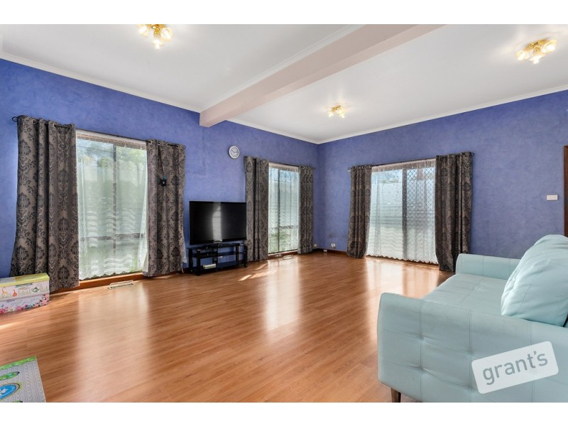 44 Pound Road, Hampton Park VIC 3976