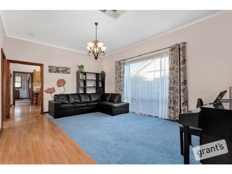 44 Pound Road, Hampton Park VIC 3976