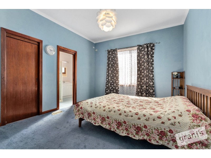44 Pound Road, Hampton Park VIC 3976