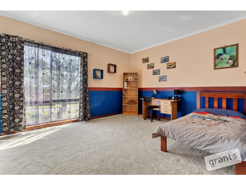 44 Pound Road, Hampton Park VIC 3976