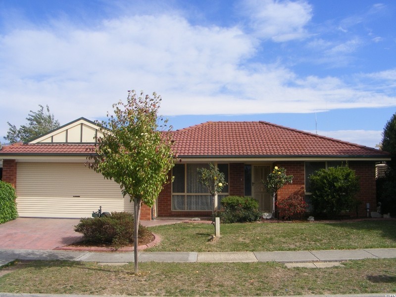 50 Pentland Drive, Narre Warren VIC 3805