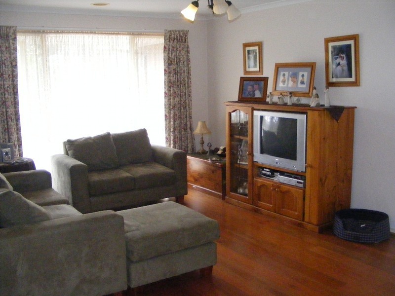 50 Pentland Drive, Narre Warren VIC 3805