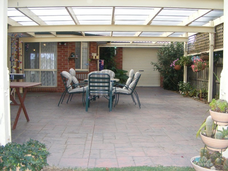 50 Pentland Drive, Narre Warren VIC 3805