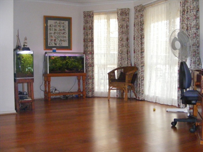 50 Pentland Drive, Narre Warren VIC 3805