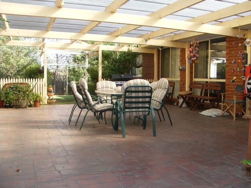 50 Pentland Drive, Narre Warren VIC 3805