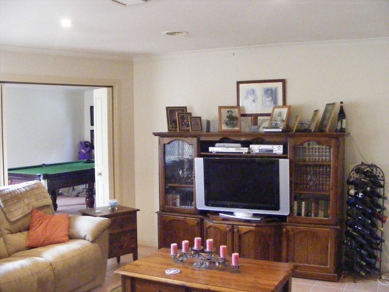 6 Hillston Court, Narre Warren South VIC 3805