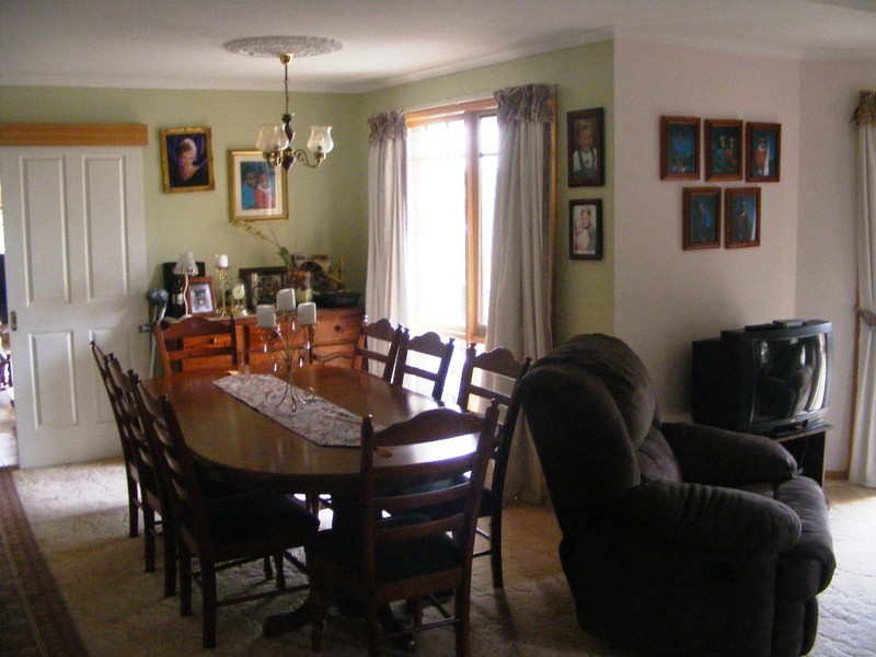 34 Oakleaf Place, Narre Warren South VIC 3805