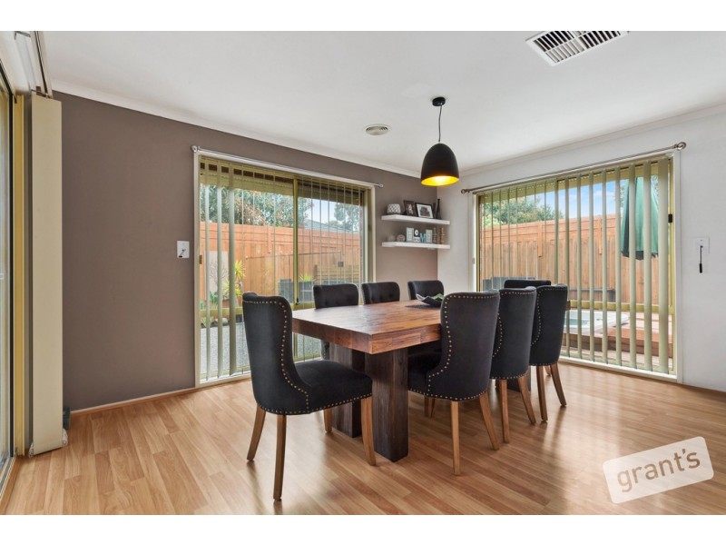 37 Lochard Terrace, Narre Warren South VIC 3805