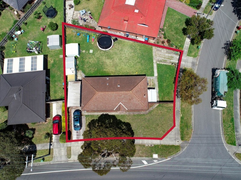 2 Robyn Court, Hampton Park VIC 3976