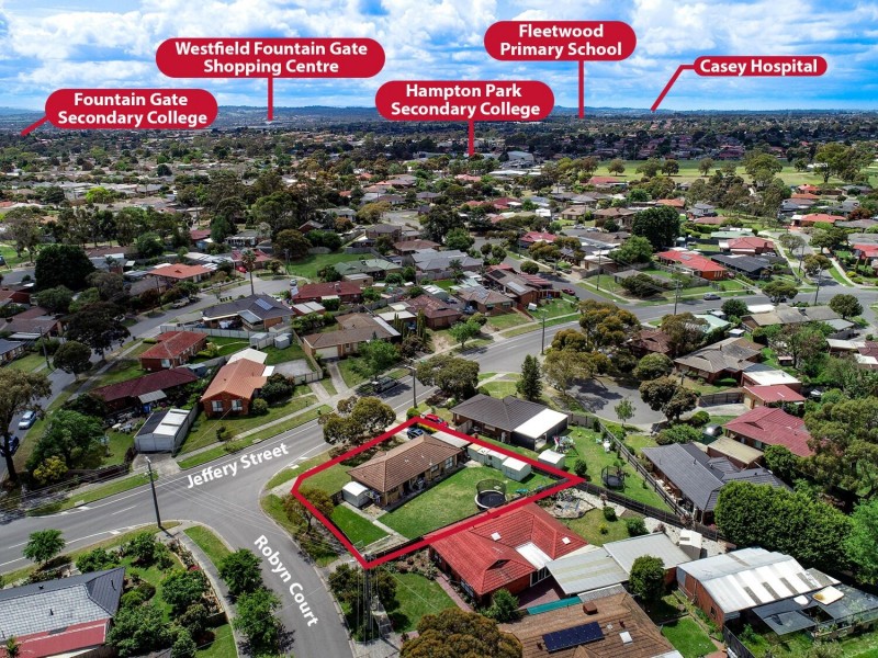 2 Robyn Court, Hampton Park VIC 3976