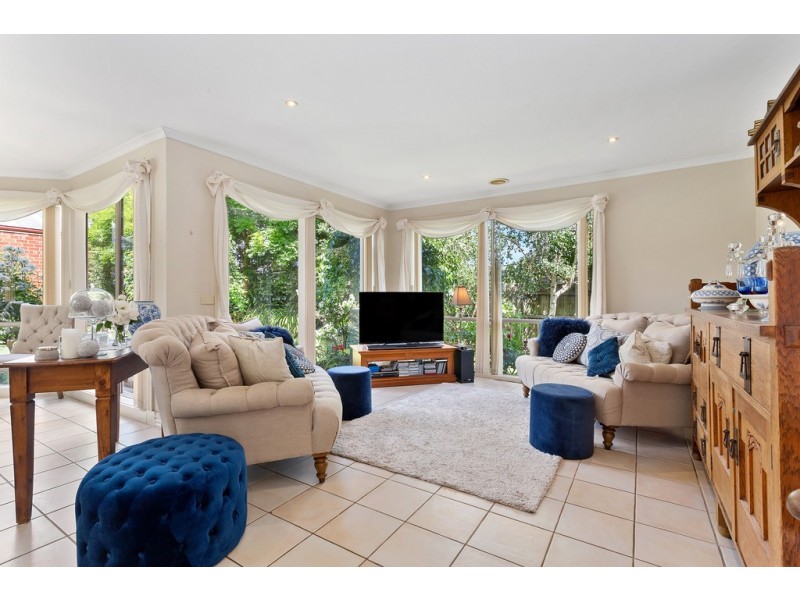 4 Galloway Drive, Narre Warren South VIC 3805