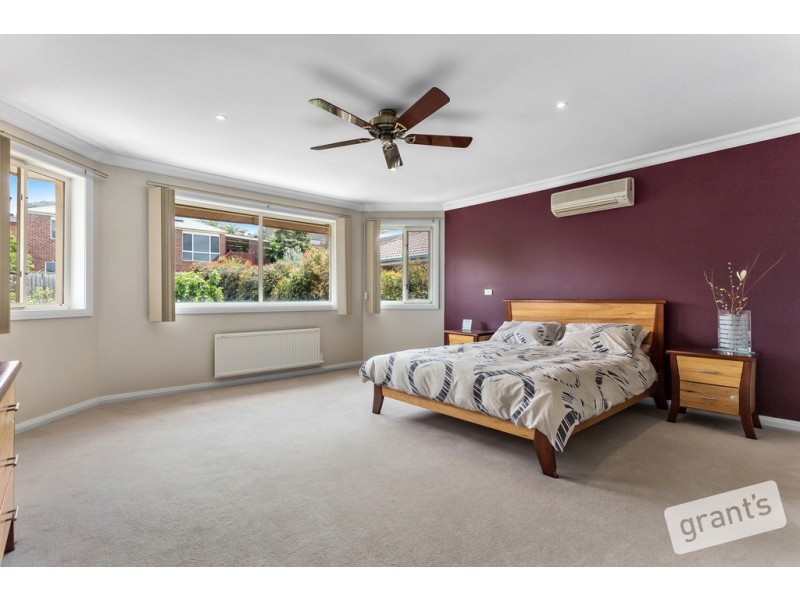 60 Ryelands Drive, Narre Warren VIC 3805