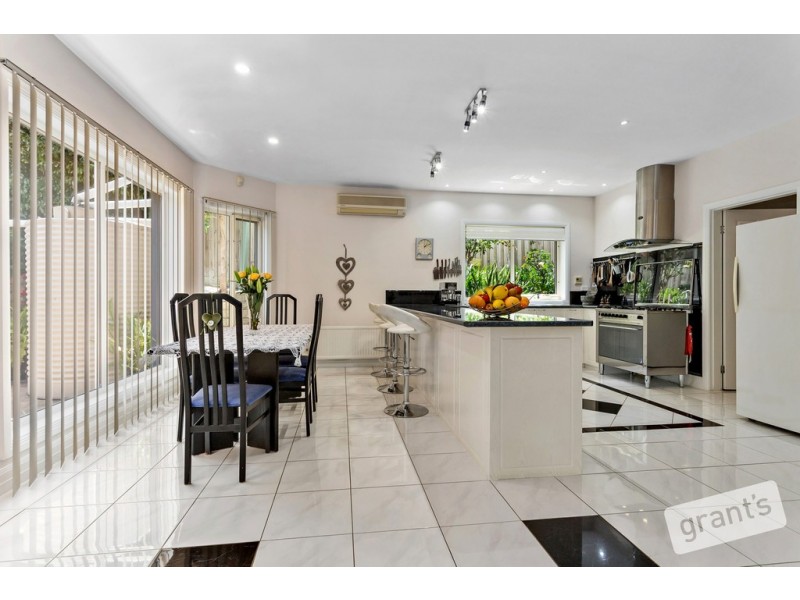 60 Ryelands Drive, Narre Warren VIC 3805