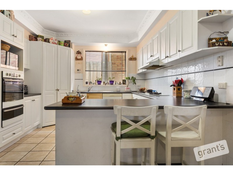 95 Amber Crescent, Narre Warren VIC 3805