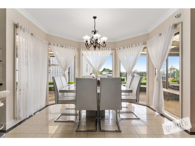 3 Grosvenor Place, Narre Warren North VIC 3804