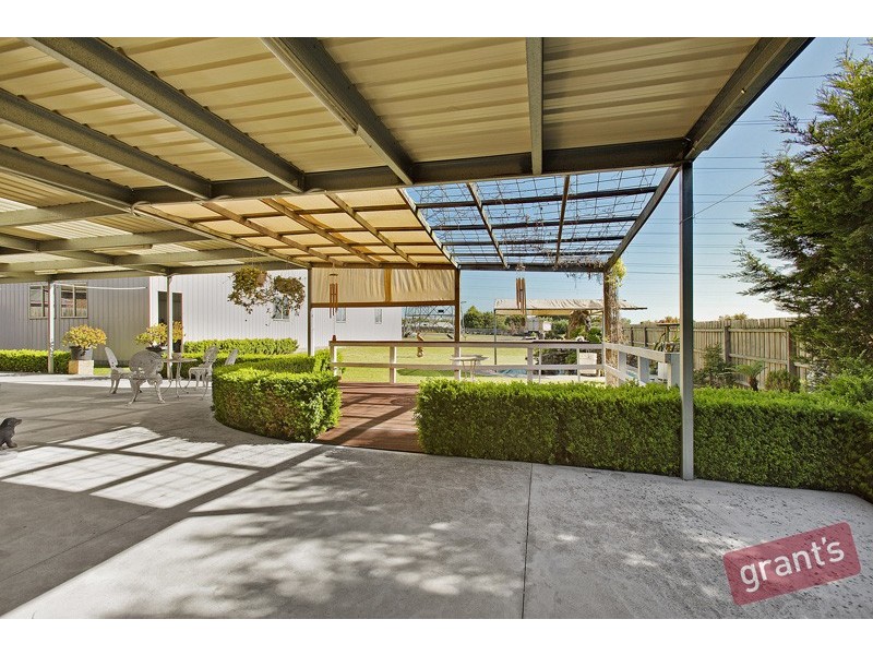 3 Grosvenor Place, Narre Warren North VIC 3804