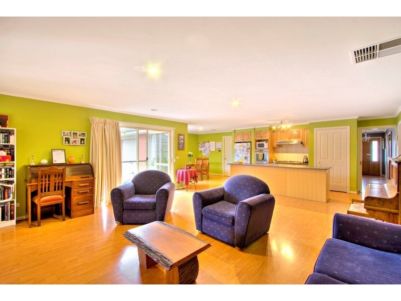 5 Tower Avenue, Narre Warren South VIC 3805