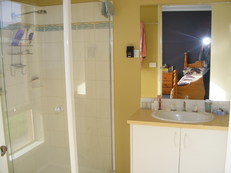 32 McCartney Drive, Narre Warren South VIC 3805