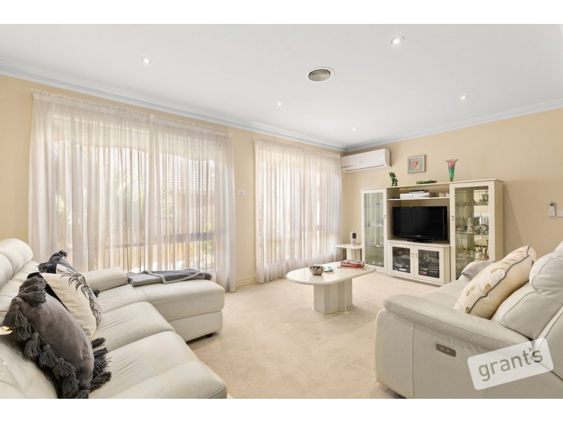 34 Shinners Avenue, Berwick VIC 3806