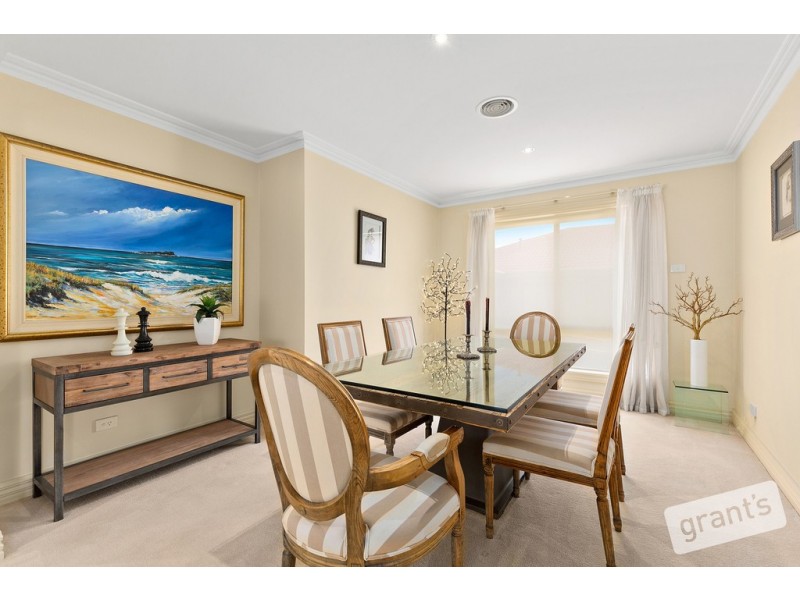 34 Shinners Avenue, Berwick VIC 3806