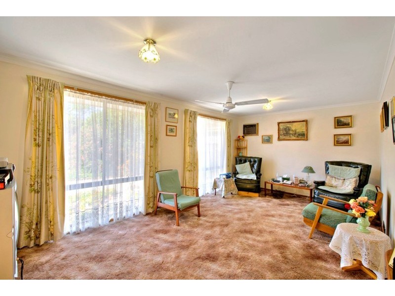 52 Lyall Street, Cranbourne VIC 3977