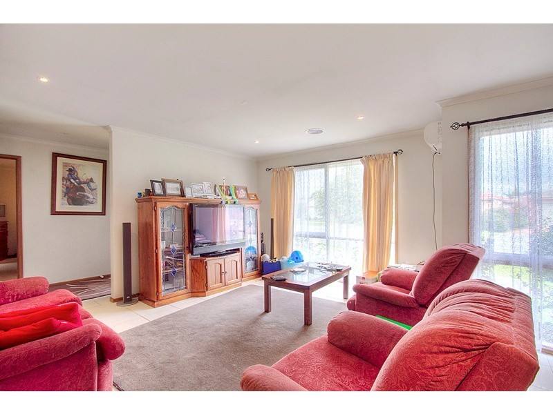 1 Caulfield Court, Narre Warren VIC 3805