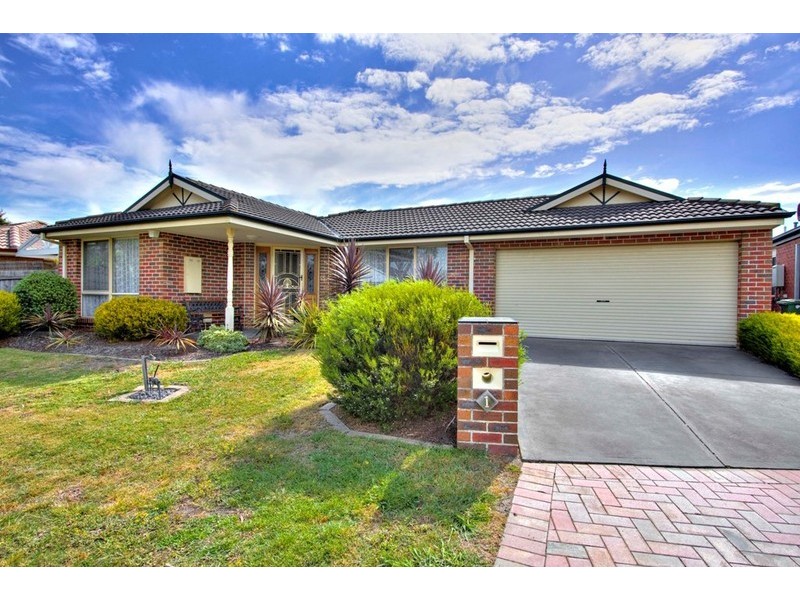 1 Kew Court, Narre Warren VIC 3805